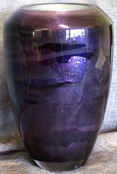 Image of art work “Teardrop Shaped Vase (Mauve)”